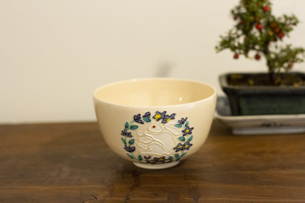 販売》山本一如作 -淡桃色交趾兎花丸茶碗- - 京都 大徳寺近くお