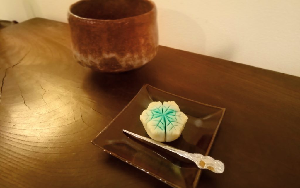 練りきり、雪の花