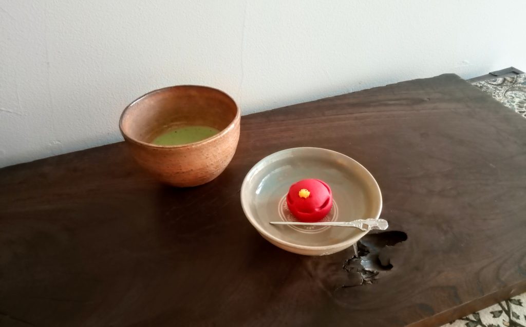 練りきり、紅梅(こうばい)