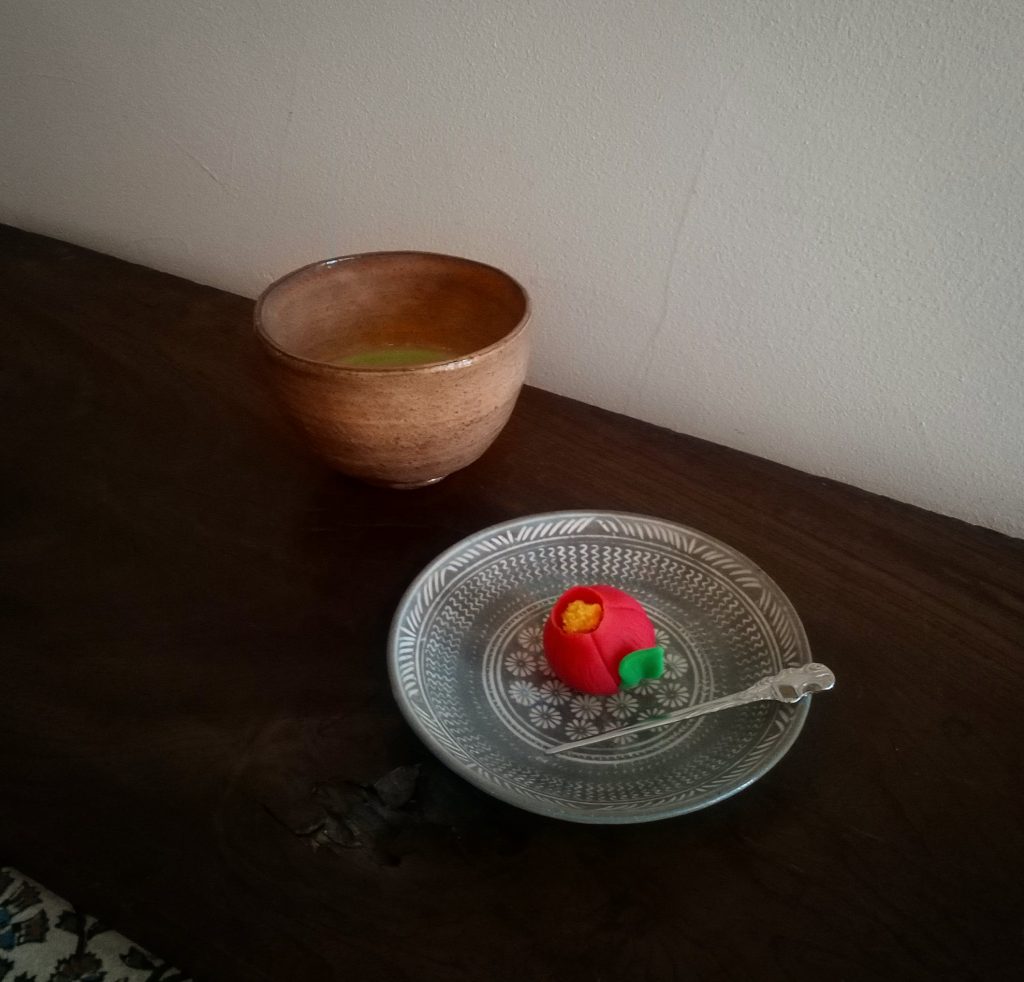 練りきり、椿(つばき)