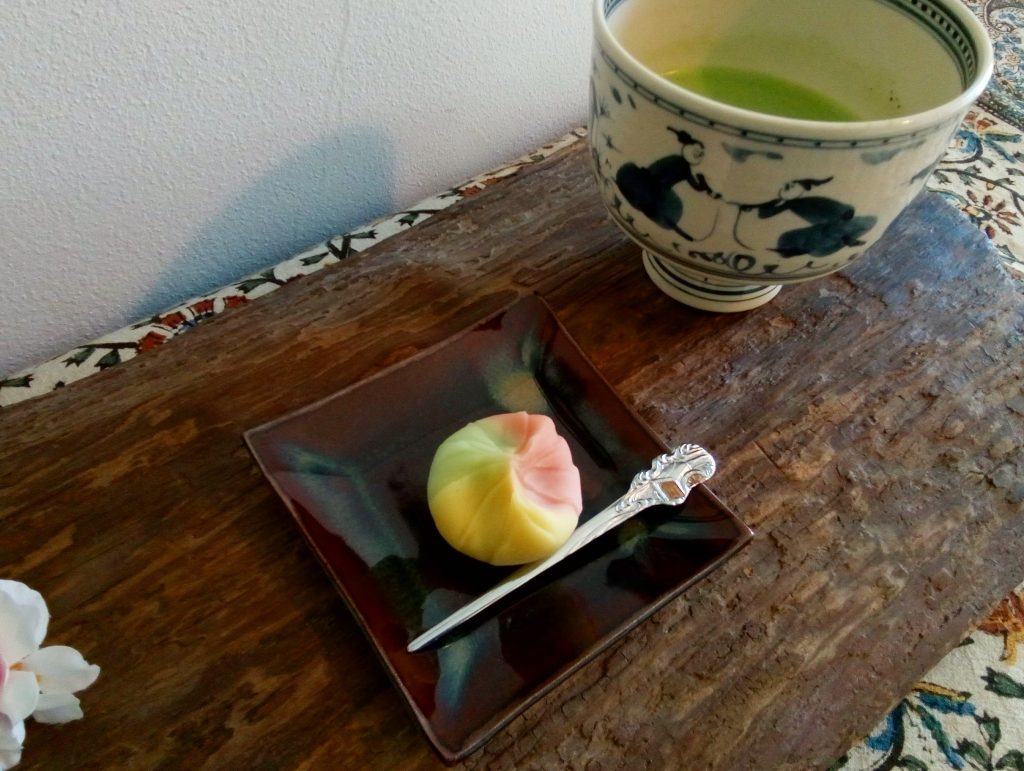 練りきり、茶巾絞、春の野
